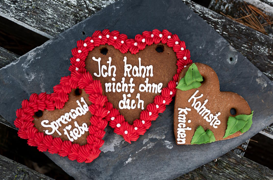 Lebkuchenherzen mit Spreewaldsprüchen Lebkuchenherzen mit Spreewaldsprüchen